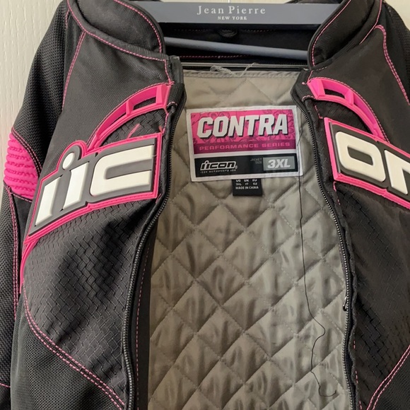 ICON motorcycle jacket with protective plates - Picture 4 of 4